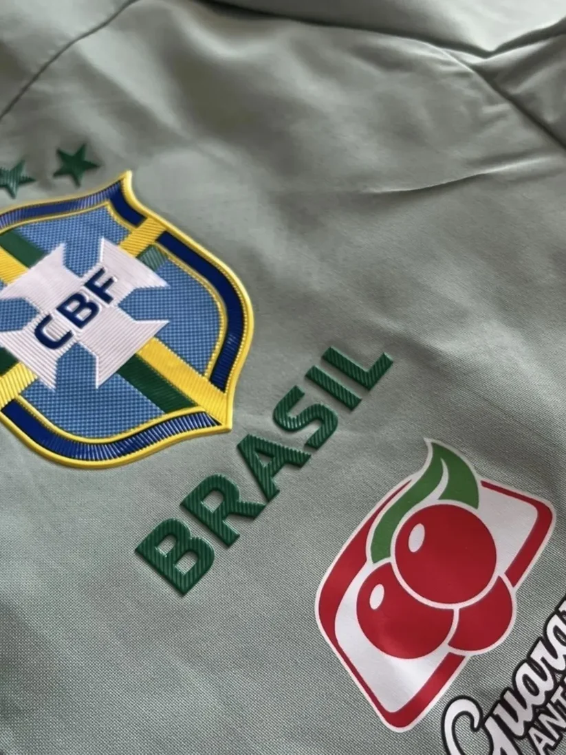 BRAZIL x WINDBREAKER - MINT