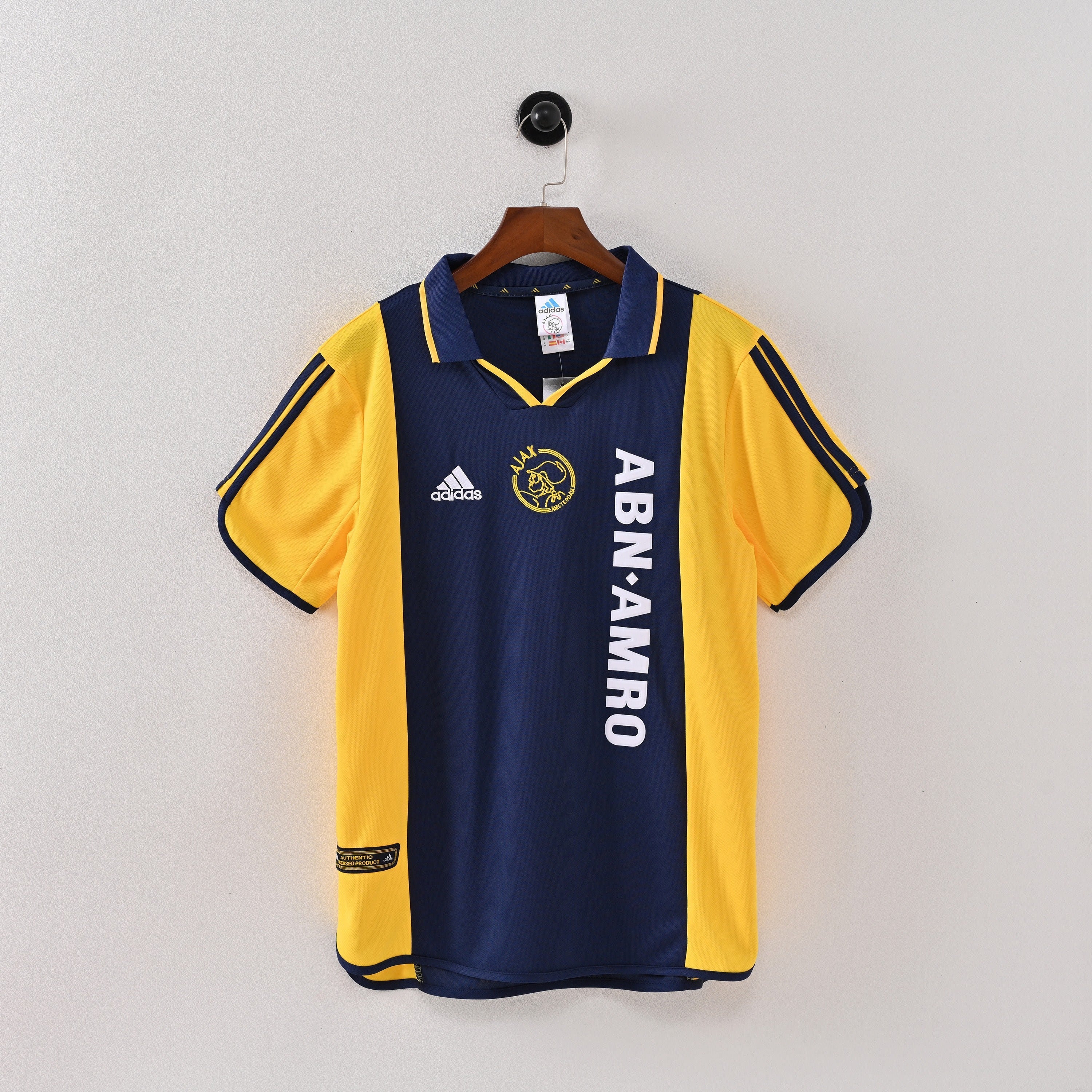 AJAX x AWAY - 00'
