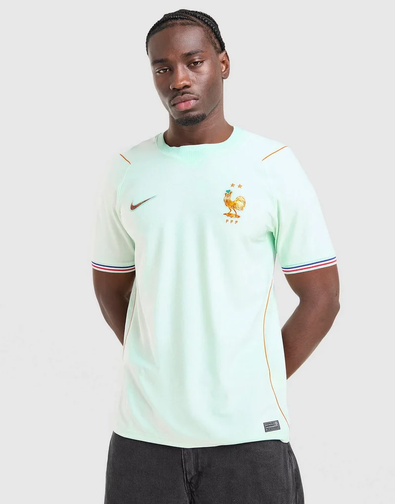 FRANCE x AWAY - 26'